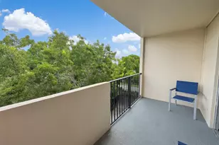 1000 Spanish River Rd, Boca Raton, FL 33432 - Photo 13