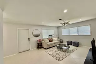 23 NE 19th Ave, Pompano Beach, FL 33060 - Photo 7