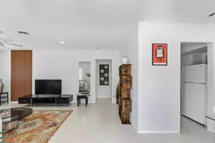 23 NE 19th Ave, Pompano Beach, FL 33060 - Photo 3