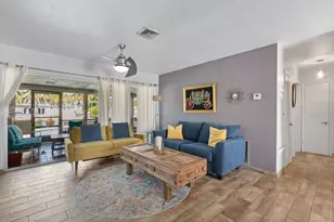 240 SE 2nd Ave, Pompano Beach, FL 33060 - Photo 9