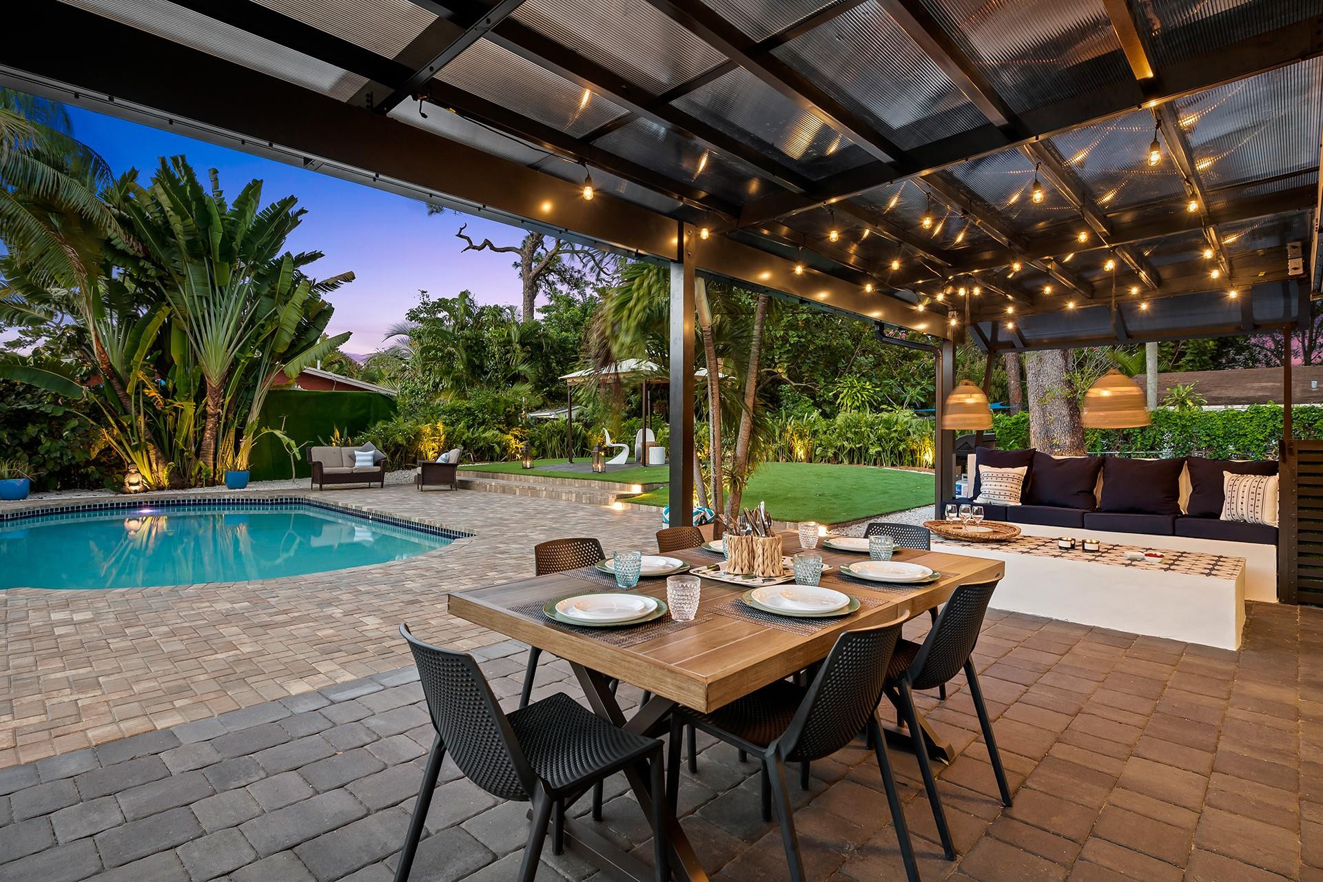 1813 SW 10th Ct - 1813 SW 10th Ct, Fort Lauderdale, FL 33312 Luxury Property | Jose Angel Pina