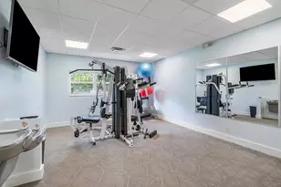 930 Dogwood Dr, Delray Beach, FL 33483 - Photo 41