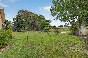 1314 SW Bellevue Ave, Port Saint Lucie, FL 34953 - Photo 25