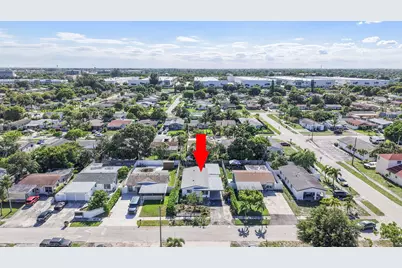481 NW 2nd Terrace, Deerfield Beach, FL 33441 - Photo 1
