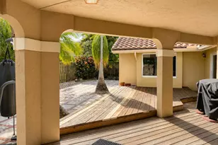 2171 Amesbury Cir, Wellington, FL 33414 - Photo 37