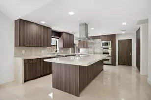 21922 Cypress Dr, Boca Raton, FL 33433 - Photo 5
