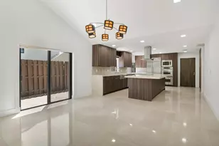 21922 Cypress Dr, Boca Raton, FL 33433 - Photo 7
