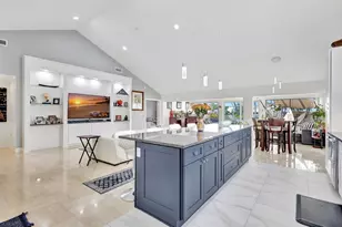 2354 Saratoga Bay Dr, West Palm Beach, FL 33409 - Photo 19