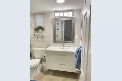 2566 S Garden Dr S #306, Lake Worth, FL 33461 - Photo 11