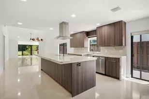 21922 Cypress Dr, Boca Raton, FL 33433 - Photo 3