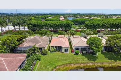 8553 E Via Grande E, Wellington, FL 33411 - Photo 63