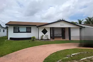 6641 Emerald Lake Dr, Miramar, FL 33023 - Photo 1