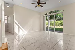 2215 NW 76th Terrace, Pembroke Pines, FL 33024 - Photo 21