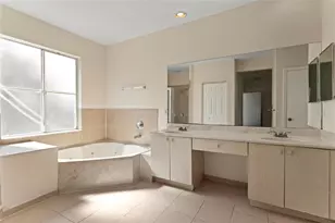 2215 NW 76th Terrace, Pembroke Pines, FL 33024 - Photo 47