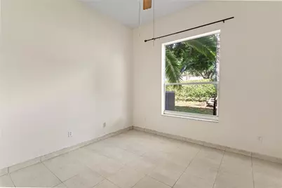 2215 NW 76th Terrace, Pembroke Pines, FL 33024 - Photo 25