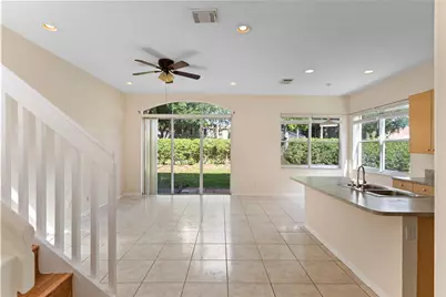 2215 NW 76th Terrace, Pembroke Pines, FL 33024 - Photo 17