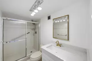 800 SE 20th Ave, Deerfield Beach, FL 33441 - Photo 13