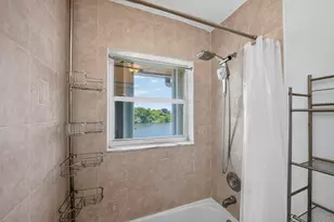 3291 NW 44th St, Oakland Park, FL 33309 - Photo 45