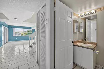 3291 NW 44th Street #2, Oakland Park, FL 33309 - Photo 53