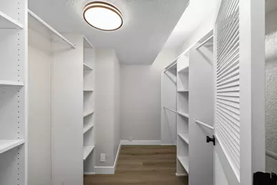 2701 NE 6th Avenue, Wilton Manors, FL 33334 - Photo 9