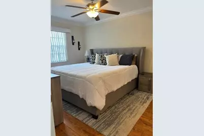 1040 Lake Shore Drive #105, Lake Park, FL 33403 - Photo 9