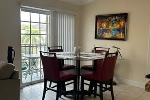 1040 Lake Shore Dr, Lake Park, FL 33403 - Photo 5