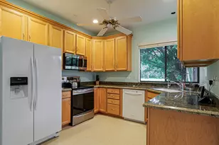 3390 SE Putnam Ct, Stuart, FL 34997 - Photo 11