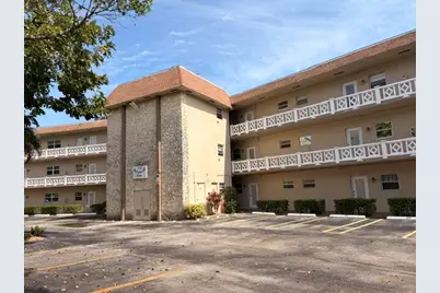 5103 NW 35th Street #401, Lauderdale Lakes, FL 33319 - Photo 3