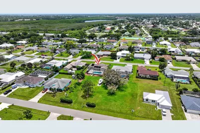661 SE Crescent Avenue, Port Saint Lucie, FL 34984 - Photo 35