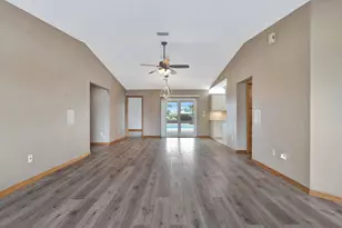 661 SE Crescent Ave, Port Saint Lucie, FL 34984 - Photo 7