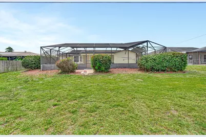661 SE Crescent Avenue, Port Saint Lucie, FL 34984 - Photo 27