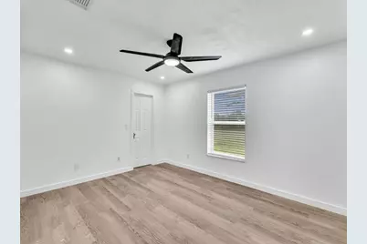 2928 SE Bella Road, Port Saint Lucie, FL 34984 - Photo 17