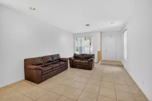 5049 Sancerre Cir, Lake Worth, FL 33463 - Photo 5