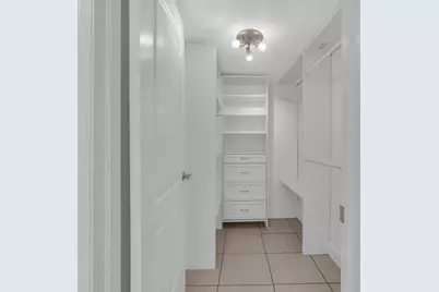 2100 Brickell Avenue #305, Miami, FL 33129 - Photo 15