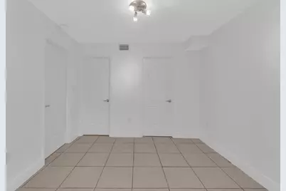 2100 Brickell Avenue #305, Miami, FL 33129 - Photo 11
