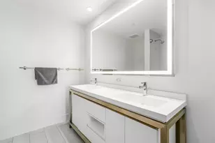 2000 Metropica Wy, Sunrise, FL 33323 - Photo 21