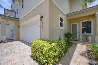 6993 Pines Circle, Coconut Creek, FL 33073 - Photo 35