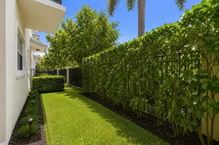 6993 Pines Cir, Coconut Creek, FL 33073 - Photo 31