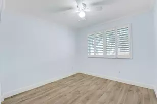 127 Yacht Club Way, Hypoluxo, FL 33462 - Photo 19