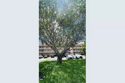 9330 S Sunrise Lakes Boulevard #304, Sunrise, FL 33322 - Photo 17