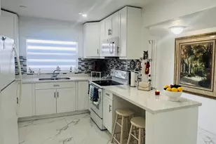9330 S Sunrise Lakes Blvd, Sunrise, FL 33322 - Photo 7