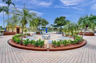9330 S Sunrise Lakes Blvd, Sunrise, FL 33322 - Photo 19