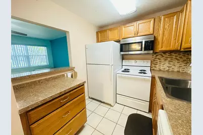 86 Markham E, Deerfield Beach, FL 33442 - Photo 9