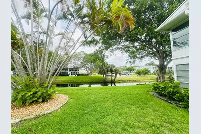 86 Markham E, Deerfield Beach, FL 33442 - Photo 1