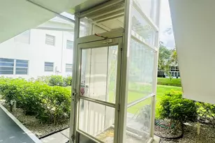 86 Markham E, Deerfield Beach, FL 33442 - Photo 19
