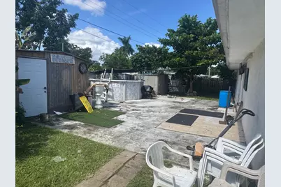 6218 NW 17th Street, Margate, FL 33063 - Photo 23