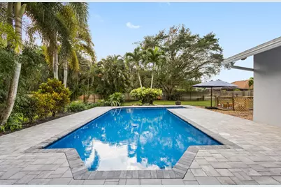 911 Citrus Place, Wellington, FL 33414 - Photo 5