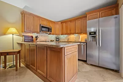 2874 Waterford Drive S, Deerfield Beach, FL 33442 - Photo 9