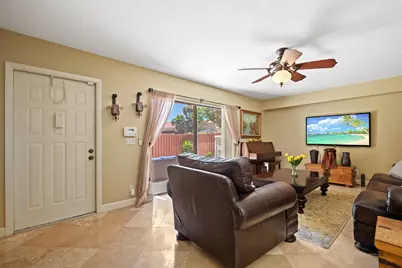 2874 Waterford Drive S, Deerfield Beach, FL 33442 - Photo 5