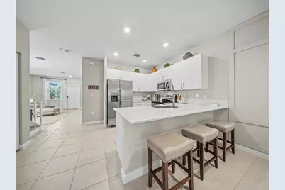 11968 NW 47th Manor, Coral Springs, FL 33076 - Photo 5